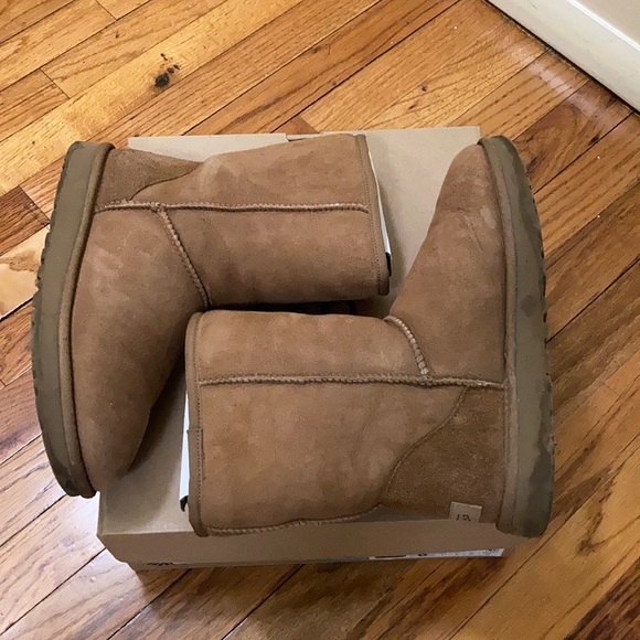 Classic Ugg Short II Chestnut Size 8 - Picture 5 of 7